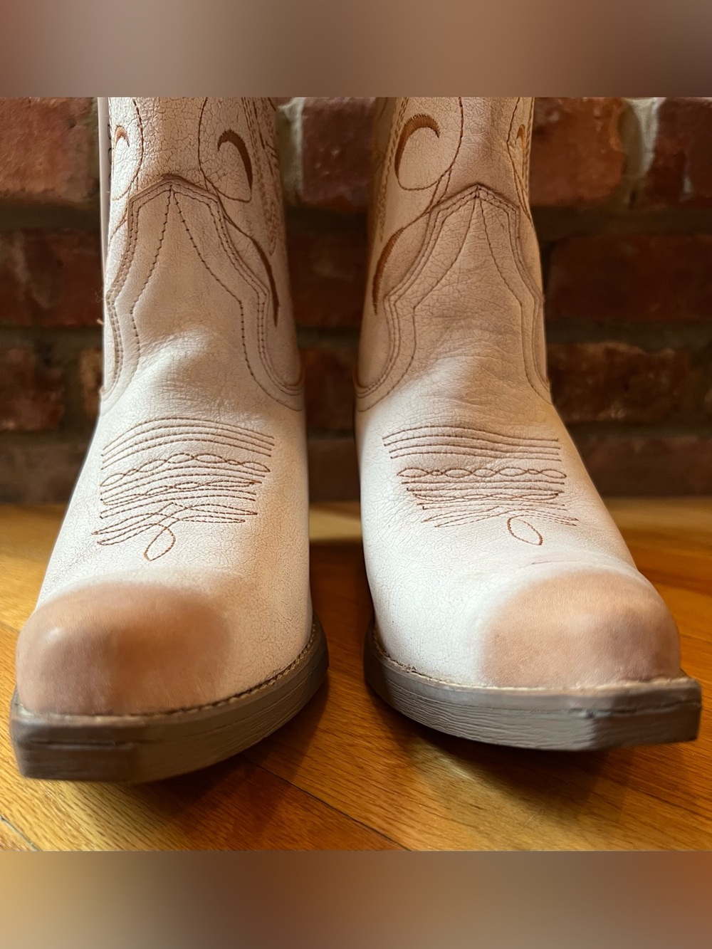 Sterling River Ivory & Brown Bohemian Moon Print Western Cowgirl Boots - Picture 4 of 13